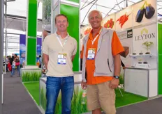 Dennis van Alphen and Bert Neeft from Total Energy Group are loyal readers of HortiDaily.com. They are hired by greenhouse builders in the US to do welding and construction work.