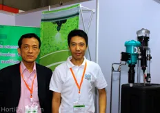Wichai Wongwareetip , General Manager of Hydro Nova Asia Pacific and Du Ning, Volumetric Sales Manager