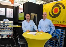 Dutch aluminium construction and engineering company De Vette CV recently extended its product range with the crop protection equipment. In the picture Hans de Vette and Henk Bot.