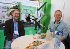 Christoph Stegemann, Kleeschulte, with Dirk Mühlenweg, Knauf. Kleeschulte and Knauf together created a grow bag. The German company Emsflower grows cucumbers and tomatoes on it.