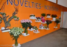 The 'novalties-wall' at the booth of FloraHolland.