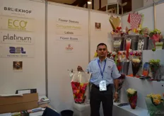 Muhammad Yusuf of Broekhof Africa. We spoke with him about the use of sleeves at Kenyan rose farms. More about this later on FloralDaily