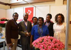 The team of Zena Roses Kenya.