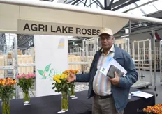Esayas Kebede of Agri Lake Roses, the company is owned by the same people as Ethio Agri- CHEFT. They grow 5 varieties in a 5 ha sized greenhouse. Next year, they will expand the greenhouse with 10.7 ha.
