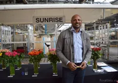 Yassin Legesse Johnson of Sunrise Flowers. He grower 12 varieties in a 18.5 ha sized greenhouse. In autumn, he will start cultivating Glow and Nightingale.