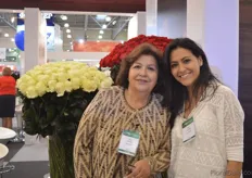 Fanny Enriques and Sofia Penaherrera of Sachaflor. They grow 21 varieties of roses in a 6 ha sized greenhouse in Ecuador.