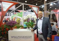 Friedrich Wolfschmidt of Wolfschmidt. He sells the varieties of Benary, Kientzler, Elsner PAC and Anthura in Russia and the Former Soviet Republics.