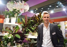 Michel van Kester of Van Schie Potlelies. He is part of the Decorum Company.