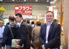 Steve Swainston of The Flower Hub was visiting the show.