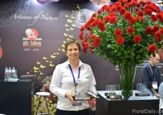 Olga Mejia of GeoFlora. GeoFlora produces SB Talee carnations. SB Talee won the second price in the category breeding of spray carnations.