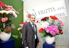 Gianfranco Fenoglio of La Villetta. He breeds and produces young plant carnations. 85% of the young plants are being produced in Colombia and 15% in Italy.
