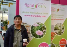 Mr. Suwath Singtothong from Kanok Seed was also visiting the show. He grows plants in a greenhouse in Thailand.