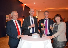 Gijs Kok, Rens Buchwaldt, Lucas Vos en Conny van der Hijden of FloraHolland.