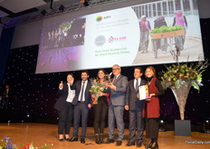 "Flash Tarim Ürünleri won the silver award in the cut flowers category. The jury says: "A company that is growing at a very impressive rate, while finding the enthusiasm to look hard for innovation and ways of improving its environmental credentials. Its economic performance is outstanding, it fulfills its customer's needs, understands the importance of promotion, and is flexible in production and sales."