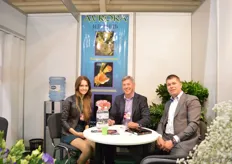 Valerie and Alexander Ghione of Avrora and Guide Zwart of Esmeralda Farms. Avrora exports Israeli Gypsophila and greens to Ukraine and Russia.