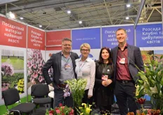 "Peter Nederhof and Natalia Armasu of Greneth with Svitlana Kohut and Martin Buter of Amsonia. Greneth supplies young plants worldwide, including Ukraine. Amsonia exports flower bulbs to Ukraine, Russia and the surrounding countries. 15 years ago, they started with exporting bulbs to the professional growers in these countries. According to Buter, it is an expensive time for growers, however importing flowers is more expensive. Therefore, the local production is being stimulated. "Ukraine seems to be getting through the rough patch, and is on its way up again. However we shall see what the future brings", says Buter."