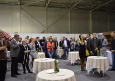 Flower Expo Ukraine 2016 is celebrating its 10-year anniversary. So, at the end of the first day, the exhibitors were invited to celebrate it with a festive drink and bite to eat.