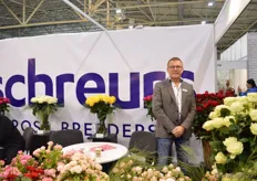 "Hennie Brockhoff of Topflower bv and Schreurs. According to Brockhoff, the rose cultivation in Ukraine is very popular. The people in the country are willing to improve the situation and there is a lot of own initiative regarding setting up companies. "Very slowly, we see that the country is recovering", he says."