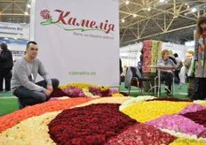 "Andrey of Camellia. This Ukraine company produces 12 varieties of single head and 9 varieties of spray roses in a 7ha sized and as he calls it Dutch like greenhouse. They also import roses from Holland, Colombia, Ecuador, Israel and Kenya. According to Andrey, the Ukrainians like the Ukraine grown roses as they have a high quality and are a bit cheaper. The spray roses are upcoming. "They are very popular at the moment", he says. Every year Camellia introduces 2 or 3 new varieties in the market. "And in order to guarantee high quality flowers, we have close lines with Dutch growers and we test all varieties extensively before we put them on the market", he says."