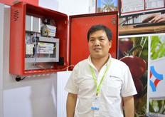 Tiger from Hoogendoorn with 'the next generation iSii'. The iSii is a process Computer especially manufactured for the needs of the Chinese grower; easy to use, flexible and robust. More on this later on FloralDaily.com.