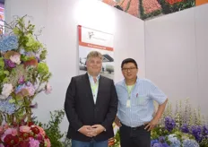 Gert-Jan Schoneveld and Lee Yong Fang from Hilverda de Boer. They are active in Asia for 30-40 years and over the last years, they see their volumes to China increasing. It's their first time at the exhibition and they are pleased with the amount and quality of the visitors.