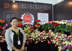 Aggie from Kunming Van den Berg Roses. In their 20 ha sized greenhouse in China, they grow 15 rose, 25 anthurium, 8 amaryllis and tulip varieties and other pot plants. Currently, they are expanding the farm to 55 ha.