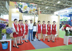 The interpreters of at the Colombian pavilion.