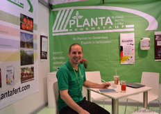 Lothar Pixa of Planta Regenstauf exhibiting at the German pavillion.