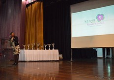 Jane M. Ngige of Kenya Flower Council. Just before the IFTEX, the company celebrated their 20th anniversary and presented their new logo. At the opening ceremony, they presented their new logo again.