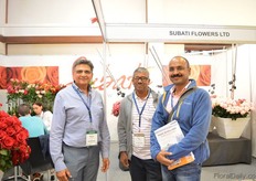 Naren Patel of Subati Flowers talking with visitors.