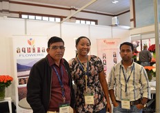 The team of Aquila Flowers. This Kenyan growers cultivate roses in a 28 ha sized greenhouse. They mainly supply Holland and Australia direct.