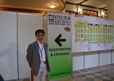 Nobuya Kaishita of Chrysal was also visiting the show.