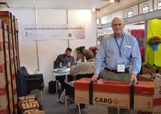 John Kowarskty of CargoLite. They have a new concept that prevents the boxes from crushing when they are stacked. More on this later in FloralDaily.