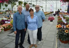 The enthusiastic Cohen team, proudly presenting many innovations in, among other, the field of Petunia's (the Crazy Petunia is one of their main crops), in Dahlia's (the Mystic Series, which can grow up to a meter in hight, is gaining more momentum), and the Dianthus (in which one can see a revival of more traditional plants, for examples the ones that produce a nice smell).