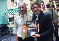 Italian retail solutions provider Orlandelli was promoting Dutch flower trade godfather Robert F. Zurel’s auto biography