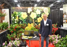 Erick Ciraud of DHM. Their products are being distributed by Ball. The Summer Romance is an example. This dipladenia is put on the market by Ball and is in its second year now. According to Ciraud, the demand is growing rapidly.