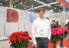 Mon Verstegen of Royal Flowers. According to Verstegen, there are some difficulties regarding transferring big amounts of money out of the Russian country, And the fluctuations in the Exchange rate makes it even more difficult. For this reason Royal Flowers started to work with prepayments.