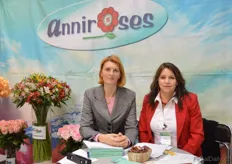 Natalia Petrakova (translator) and Katherine Mantilla of AnnirRoses. Russia is an important market for them. Unfortunately, this year has been worse than last year.