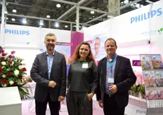 Maciej Krol, Alisa Shlyuykova and Wim Steeghs of Philips. Philips is expanding their team in Russia and Shlyuykova will be the new key account manager. Philips is currently starting up ambassador projects with LED's to show the growers the benefits of using LED. More on this later on FloralDaily.