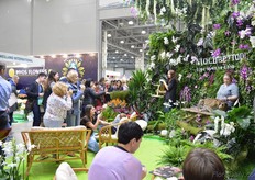 Again, a lot of attention for the African Leopard and a South American parrot presented at Mosflortork.