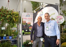 Lorenzo Vigo of Podere Luen and Ofir Elasar and Eyal Inbar of Hishtil. Podere Luen roots the cuttings of Histil in Italy and exports them to Russia.