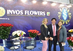 Irina Breysova and Oscar Silva Montejo from Invos Flowers Export with Amparo of Champion.
