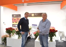 Fresco Flowers received an award for heir Pink Athena Rose.