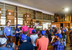 Grower Ted Oorsprong and his wife Carrie welcomed us at their 200,000 square feet farm in Jordan Station, Ontario. They started in 1990 on a 15 acre farm and have been growing flowering finished products, and young plants for bedding and cut flowers. For the last couple of years they have been focusing on the production of the Medinilla. Currently they are the only grower to grow this variety in the U.S. and Canada.