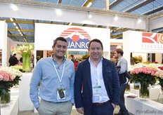 "Carlos Sanchez and Carlos Nevada of Ecuanros. This Ecuadorian rose grower is here to recover its position in the European market. "Part of our 017 strategy is to expand our markets in the EU", says Sanchez."