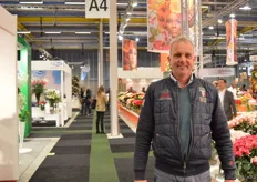 At the end of the day, we quickly met Maarten Alkemade of Alkemade International. Alkemade imports Ukrainian flowers and was visiting the show.