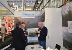 Vermako Plastic Greenhouses has 25 years of experience in the production, construction and assembly of greenhouses, unrestricted in width and length.