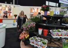 Corina de Pagter of Pagter Innovations. The display on the right is called 'the Madeira Display' and is very much wanted by garden centers all over the world