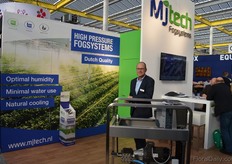 Peter van den Bemd, MjTech. In fornt we see the motor of a high pressure fogsystem unit