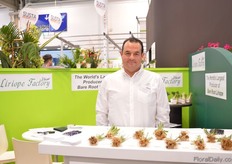 Manfred Robert of Liriope Factory. This US company supplies bare root Lirope mainly to USA and Europe. In the USA, it is a well demanded variety and in the EU, it is increasing in demand.